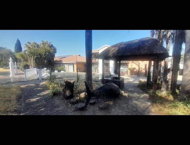 2 BEDROOM PROPERTY TO RENT IN MNANDI